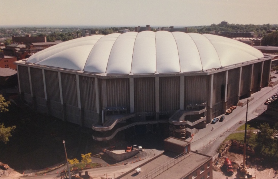Dome 35 The Legend and Future of Syracuse's Carrier Dome